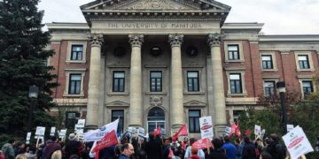 دانشجویان دانشگاه منیتوبا خواهان نمره‌دهی مهربانانه‌اند