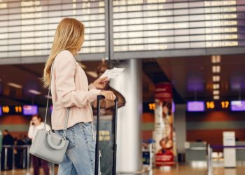 مسئولان ایالت هاوایی برای مسافران کانادایی شرط گذاشتند