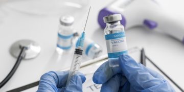 دولت فدرال کانادا اوایل سال آینده واکسن کرونا را توزیع می‌کند