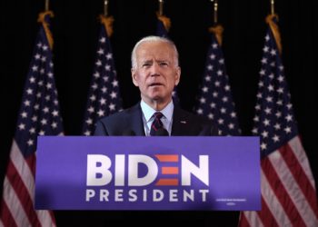 احتمال پیروزی بایدن با وجود همه پیچیدگی‌ها بالا است