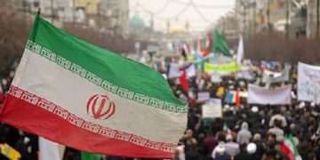 اهمیت توجه به افکار عمومی ایرانیان و اعراب درباره برجام