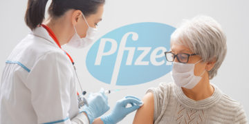 افراد دارای حساسیت شدید واکسن کرونای فایزر را تزریق نکنند