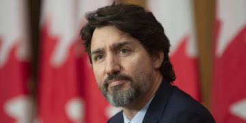 ترودو: واکسن بیش از حد نیاز را به دیگر کشورها اهدا می‌کنیم