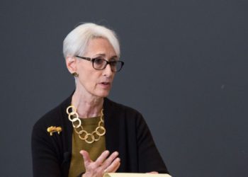 وندی شرمن در راه بازگشت به وزارت امور خارجه ایالات متحده 10 وندی شرمن در راه بازگشت به وزارت امور خارجه ایالات متحده