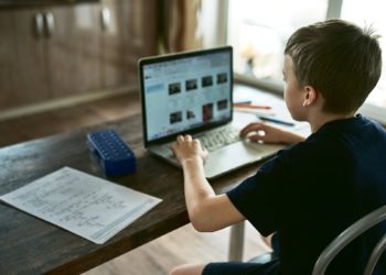 دولت آنتاریو دستور ماندن در خانه را صادر کرد