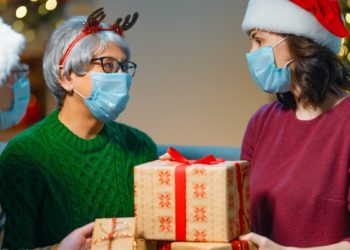 نیمی از کانادایی‌ها در تعطیلات به دیدار خانواده و دوستان رفته‌اند