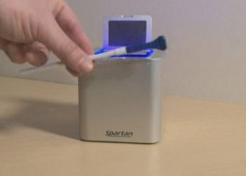 یک شرکت کانادایی نخستین کیت تشخیص فوری کرونا را تولید کرد