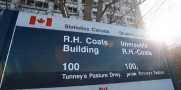 مرکز آمار کانادا برای انجام سرشماری استخدام می‌کند