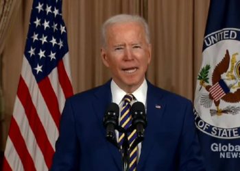 بایدن میزان پذیرش پناه‌جویان به آمریکا را افزایش می‌دهد