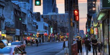 نگاهی به آسیب‌های اقتصادی کانادا ناشی از همه‌گیری کرونا