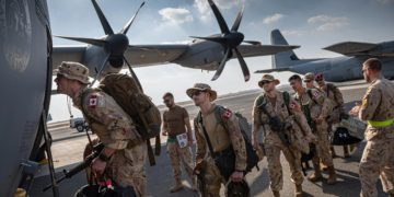 احتمال انتقاد ناتو از کانادا در زمینه کاهش نیروهای نظامی در عراق