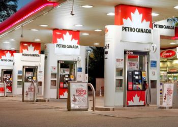 احتمال افزایش قیمت بنزین در تابستان امسال وجود دارد