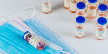 دیپلماسی سلامت؛ ارسال واکسن کرونا از هند به کانادا