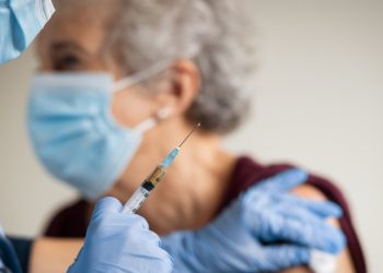 تصمیم جدید مسئولان بهداشتی بریتیش کلمبیا در مورد تزریق واکسن