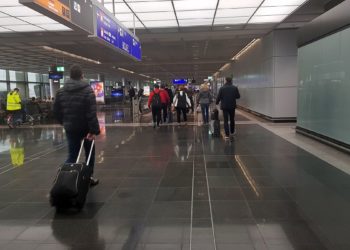 مسافرت‌های خارجی کانادایی‌ها با اعمال محدودیت‌های جدید کاهش یافت