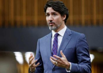 پاسخ ترودو به انتقاد فورد: ناتوانی دولت در تهیه واکسن یک شوخی است