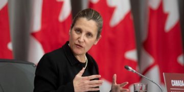 معاون نخستوزیر فدرال کانادا: وضعیت فوقالعاده اعلام نمیکنیم 5 معاون نخستوزیر فدرال کانادا: وضعیت فوقالعاده اعلام نمیکنیم