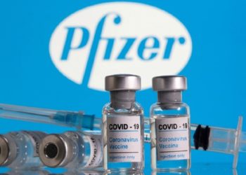 عضو کارگروه کرونای دولت آمریکا: باید به فکر تزریق واکسن یادآوری باشیم