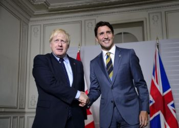 نخستوزیر کانادا در اجلاس سران هفت کشور صنعتی جهان شرکت میکند 4 نخستوزیر کانادا در اجلاس سران هفت کشور صنعتی جهان شرکت میکند