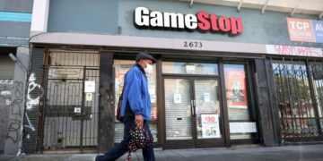 متخصصان: استفاده روزافزون از ربات‌ها در شبکه‌های اجتماعی باعث بی‌ثباتی بازار می‌شود