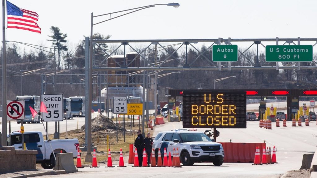 U.S. border agency bars entry to Canadians looking to get vaccinated