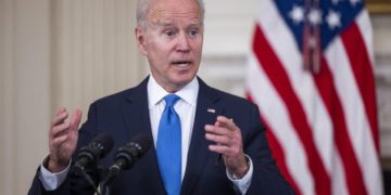 ایالات متحده از تعلیق حق مالکیت معنوی واکسن کرونا حمایت می‌کند