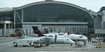 دولت فدرال کانادا از فرودگاههای کشور حمایت مالی میکند 3 دولت فدرال کانادا از فرودگاههای کشور حمایت مالی میکند