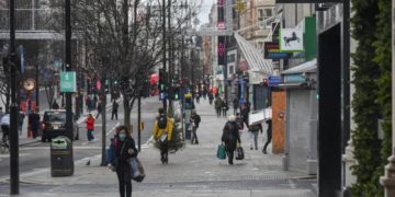 آمار مبتلایان روزانه کرونا کانادا تا 70 درصد کاهش یافت