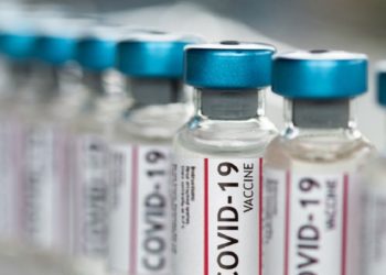 کانادا برای کمک به کشورهای فقیر واکسن‌های خود را دیرتر تحویل می‌گیرد