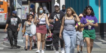 یک خبر خوب؛ واکسینه‌شده‌ها می‌توانند کمتر ماسک بزنند