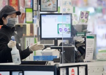 خشم کارگران کبکی از افزایش 40 سنتی حداقل دستمزد در استان