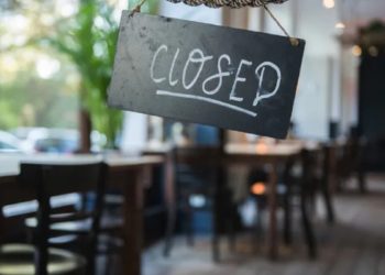 آوریل امسال اقتصاد کانادا 207 هزار شغل از دست داد