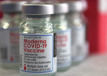 واکسن مدرنا می‌تواند در برابر گونه‌های جدید موفق عمل کند