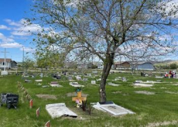 درخواست انجمن زنان بومیان کانادا: مقصران مرگ کودکان را محاکمه کنید 7 درخواست انجمن زنان بومیان کانادا: مقصران مرگ کودکان را محاکمه کنید