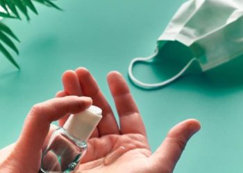 وزرات بهداشت کانادا 18 ضدعفونی‌کننده دست را غیرمجاز اعلام کرد