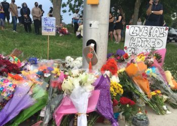 کودک بازمانده از حمله تروریستی لندن آنتاریو از بیمارستان مرخص شد 10 کودک بازمانده از حمله تروریستی لندن آنتاریو از بیمارستان مرخص شد