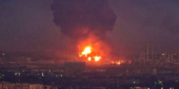 آتش‌سوزی پالایشگاه تهران مهار شد