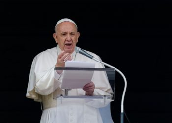 پاپ عذرخواهی نکرد 8 پاپ عذرخواهی نکرد