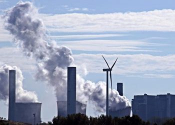 پایبندی به توافقنامه پاریس اشتغالزایی دولت کانادا را محدود میکند 3 پایبندی به توافقنامه پاریس اشتغالزایی دولت کانادا را محدود میکند