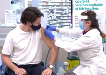 نخست‌وزیر کانادا: سپتامبر امسال برنامه واکسیناسیون کامل می‌شود