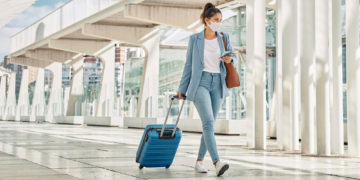 بریتانیا مسافران آمریکایی و اروپایی واکسینه‌شده را از قرنطینه معاف کرد