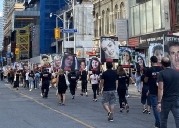 راهپیمایی دادخواهی برای جان‌باختگان هواپیمای اوکراینی در تورنتو برگزار شد