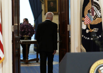 آمریکایی‌ها تصور می‌کنند ایران سلاح اتمی بیشتری نسبت به اسراییل دارد