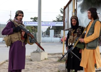 طالبان کنترل فرودگاه کابل را در دست گرفت