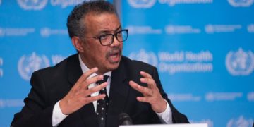 سازمان جهانی بهداشت: تزریق واکسن یادآوری را متوقف کنید