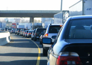 جهش ناگهانی تعداد مسافران ورودی از مرز زمینی ایالاتمتحده به کانادا 8 جهش ناگهانی تعداد مسافران ورودی از مرز زمینی ایالاتمتحده به کانادا