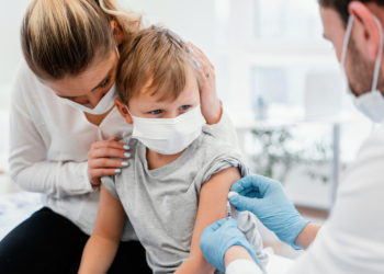 دستیابی به ایمنی گروهی در گرو واکسیناسیون کودکان است