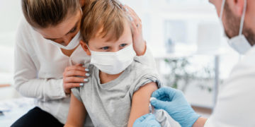 دستیابی به ایمنی گروهی در گرو واکسیناسیون کودکان است