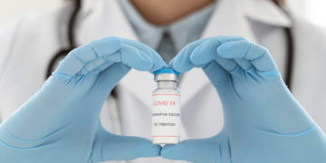 کنگره ایرانیان کانادا بر اهدای واکسن کرونا به ایران تاکید کرد