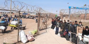 نگذاریم بحران کرونا در ایران زیر سایه بحران افغانستان قرار بگیرد